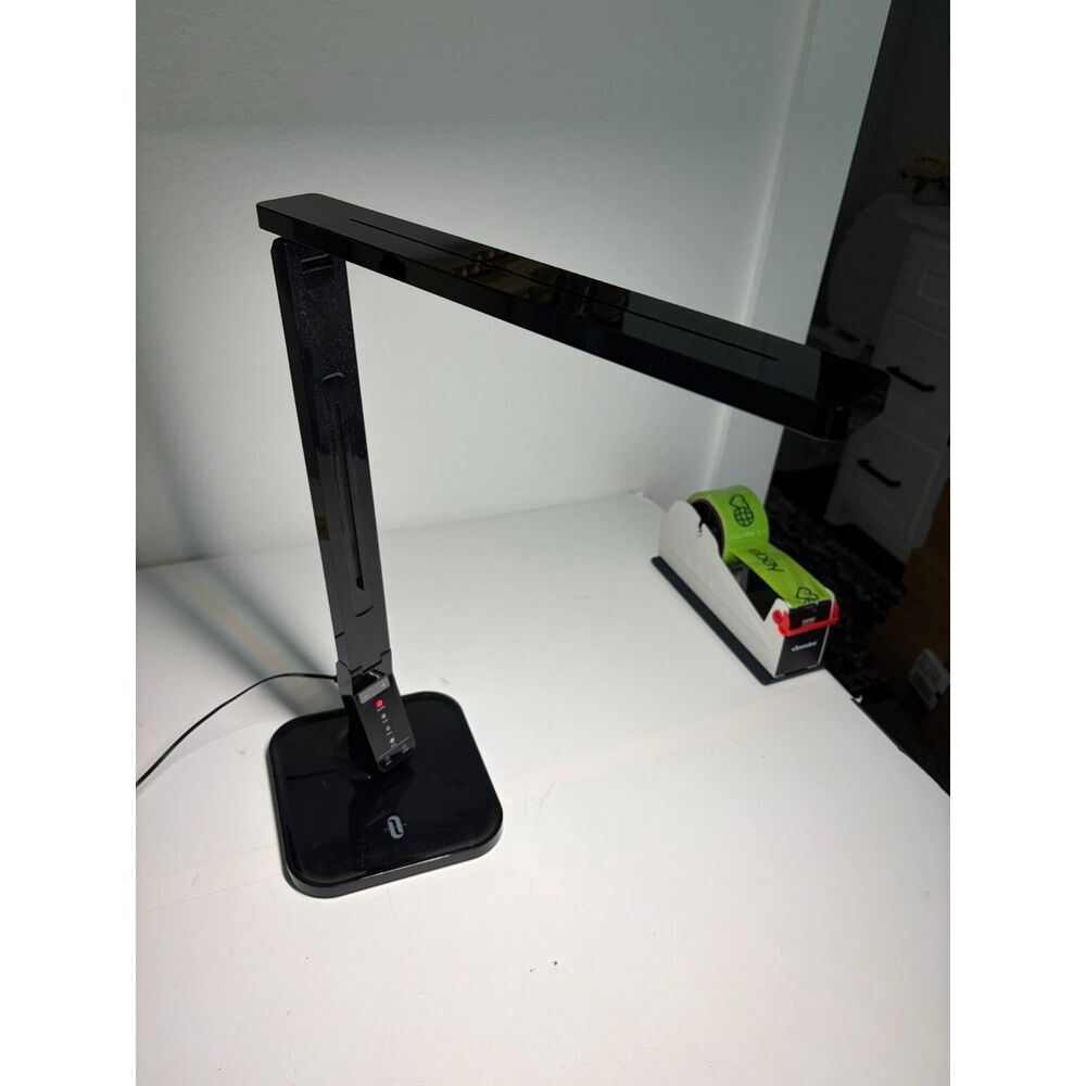 Taotronics LED  Multifunction desk lamp Model TT0DL01
